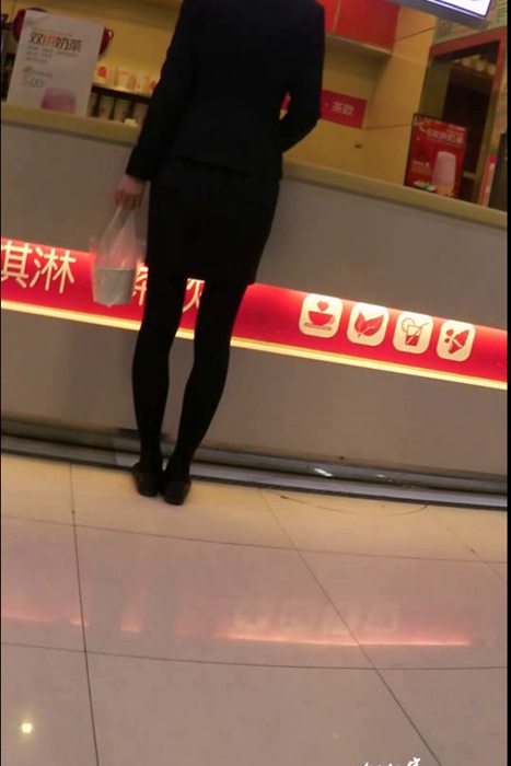 [街拍客视频]jx0705 黑丝大长腿制服美女