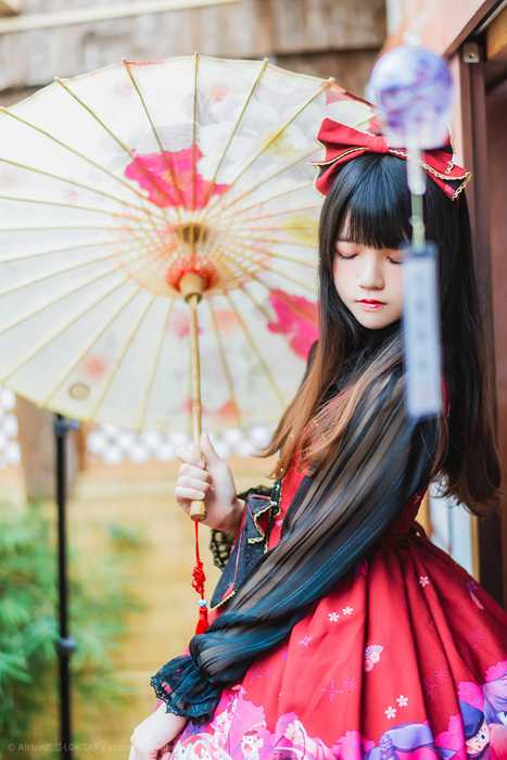 [性感妹子桜桃喵写真]ID0050.萌系（桜桃喵）--性感提示：制服居家私房透视渔网丝袜女秘书半脱软妹蜂腰浪漫纵情低胸诱惑放浪姿态娇媚胴体T裆裤袜饥渴少