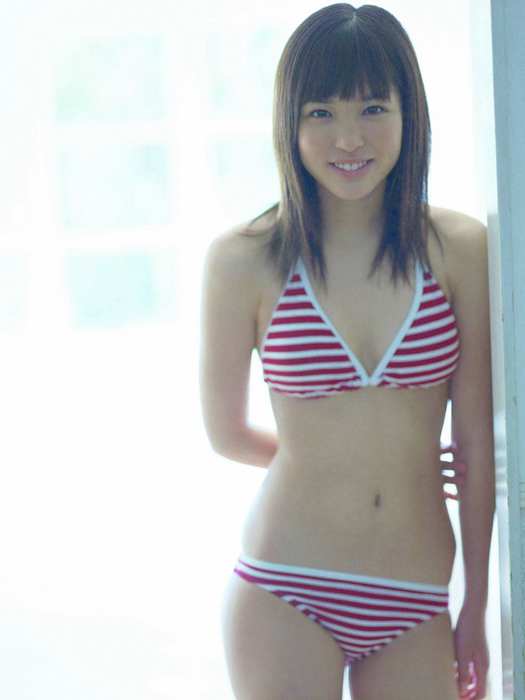 wanibooks gravure collection写真2010.08(1)月号 No.074 含视频Moe Arai 荒井萌